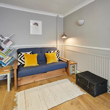 Host & - Stone Row Holiday home Skinningrove